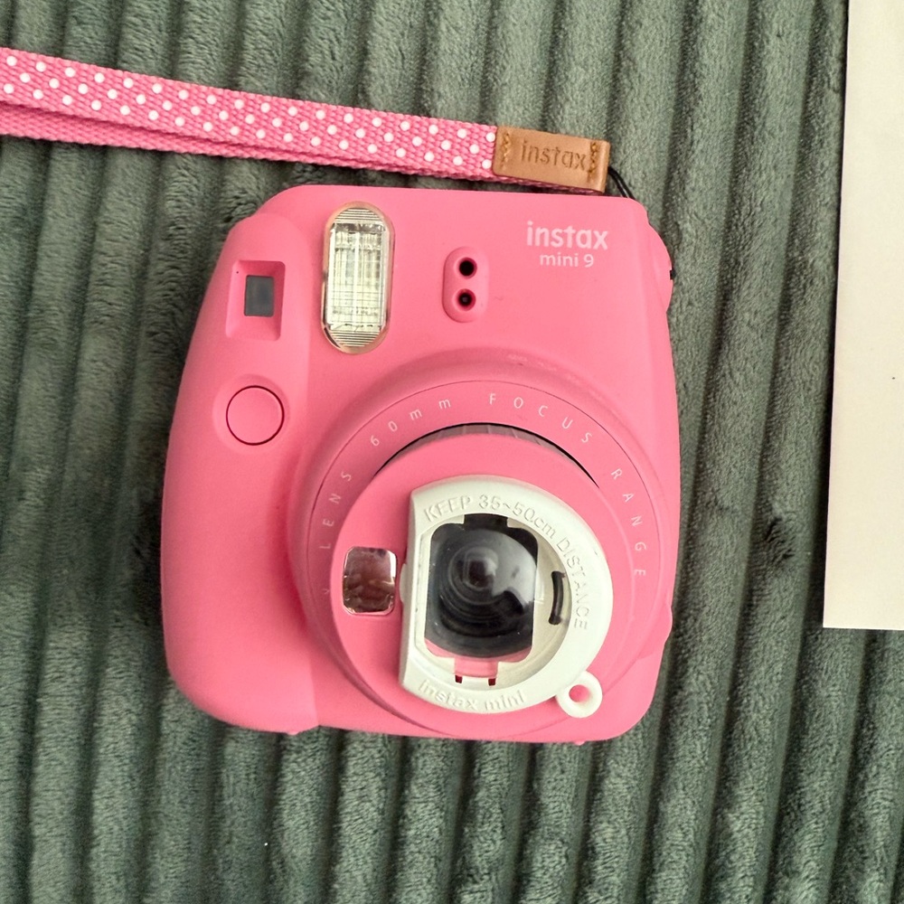 Instax Mini 9 Blush Pink Instant Camera